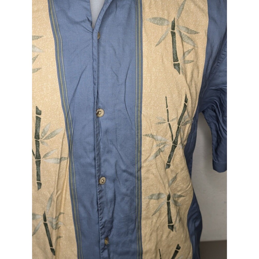 The Hawaiian Original Hilo Hattie Mens Hawaiian Shirt Size L Blue Bamboo Print‎ - Picture 3 of 8
